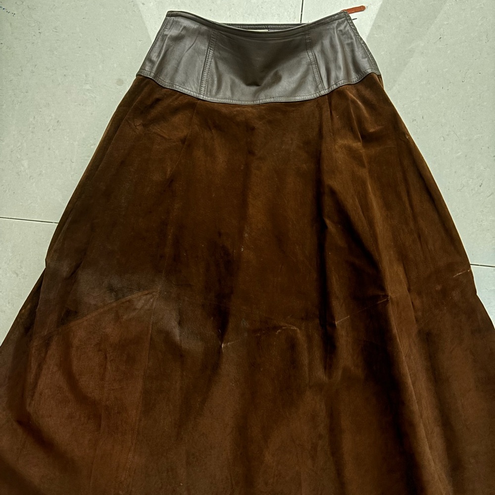 Pía Rucci leather and suede skirt 🤎